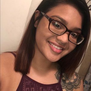 Meet your Posher, Kelsey